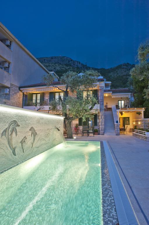 Villa Stevan Sveti Stefan Bilik gambar