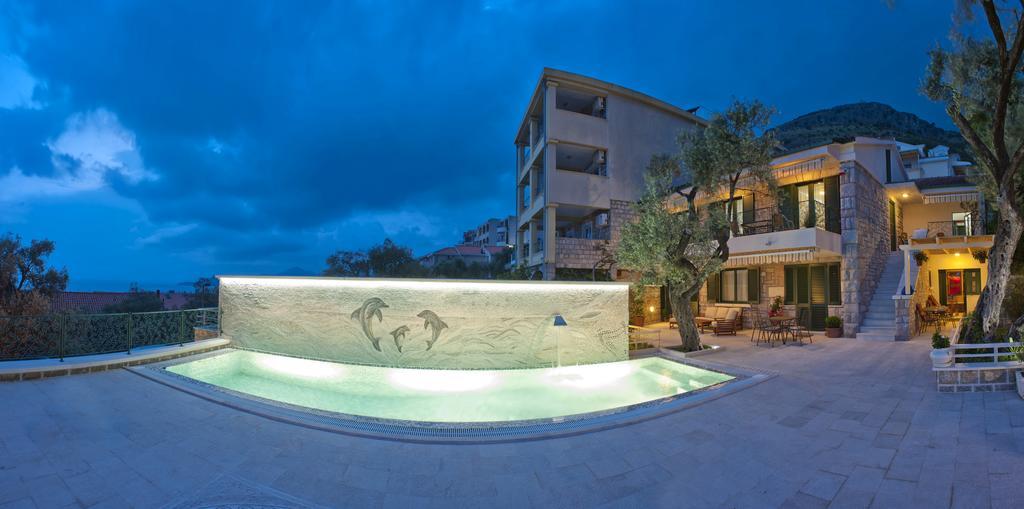 Villa Stevan Sveti Stefan Bilik gambar